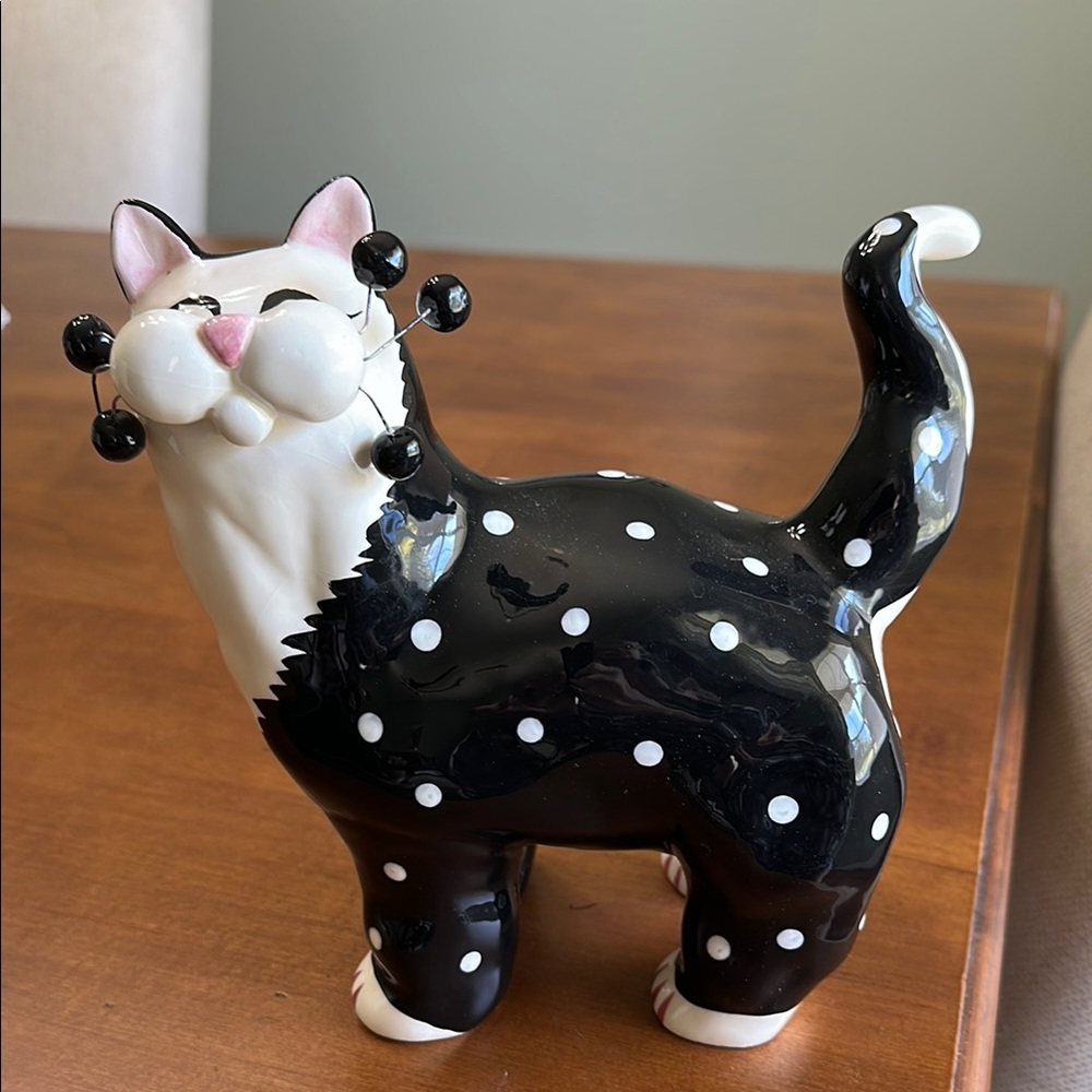 Annaco Creations - Playful Polka Dot Cat